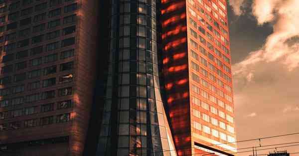 制作招生宣传片_制作招生海报的软件